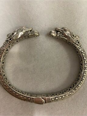 Sarda .925 Sterling Silver Dolphin Head Cuff